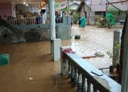 Hujan Deras Sejak Pagi, Jalan Puenjidi Palu Kebanjiran