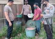 Polisi Razia Tempat Penjualan Saguer