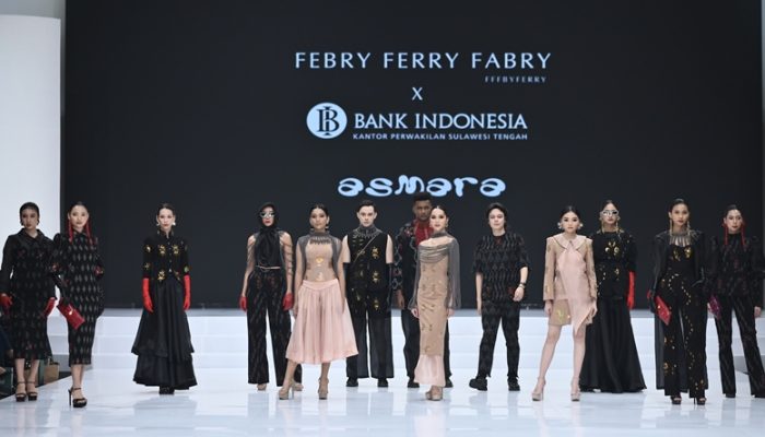 Kreasi Tenun Sulteng Bertema ASMARA Tembus Indonesia Fashion Week 2024