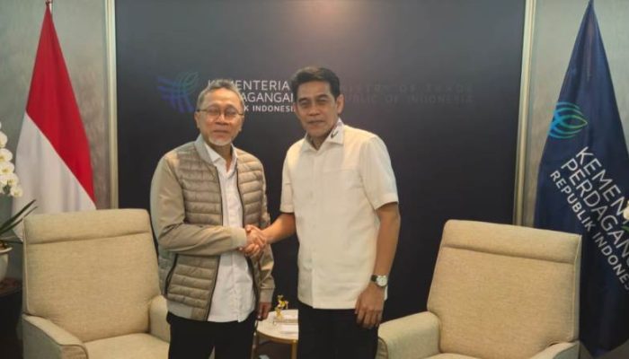 Golkar dan PAN Berpeluang Koalisi di Pilbup Parimo, Erwin Burase Terima Rekomendasi dari PAN