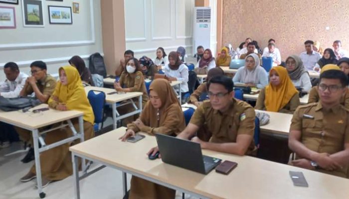 Diskominfosantik Palu FGD-kan Metadata Statistik Sektoral Kelurahan