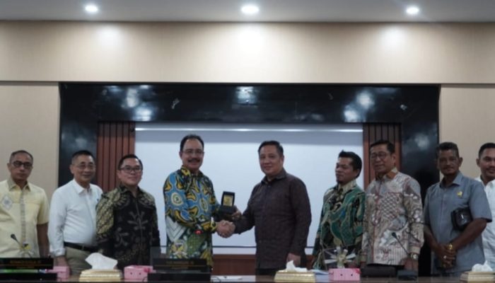 Panja DPRD Sulbar Pelajari Ranperda RPJPD di DPRD Sulteng
