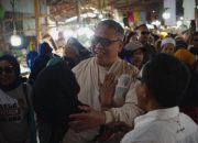 Ahmad Ali Blusukan ke Pasar Inpres Manonda. Penuhi Permintaan Padagang