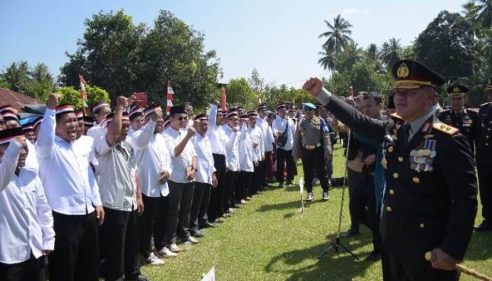 Kapolda Sulteng Upacara Bendera HUT RI ke-79 Bersama Eks Napiter Poso