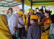 Ahmad Ali Dilepas Secara Adat Kaili dari Souraja Sebelum Daftar ke KPU Sulteng