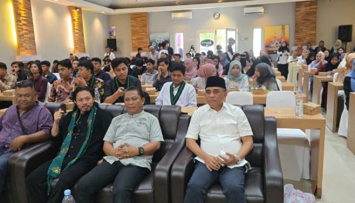 Diskusi Bersama HMI MPO Palu, Anwar Hafid Kupas Sembilan Program BERANI