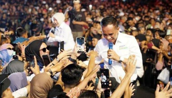 Disebut Berlebihan Gelar Konser, Anwar Hafid: Ini Cara Dekat Dengan Rakyat