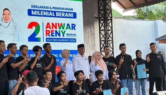 Anwar Hafid dan Reny Lamadjido Kukuhkan Tim Milenial BERANI. Penegasan Dukungan Milenial