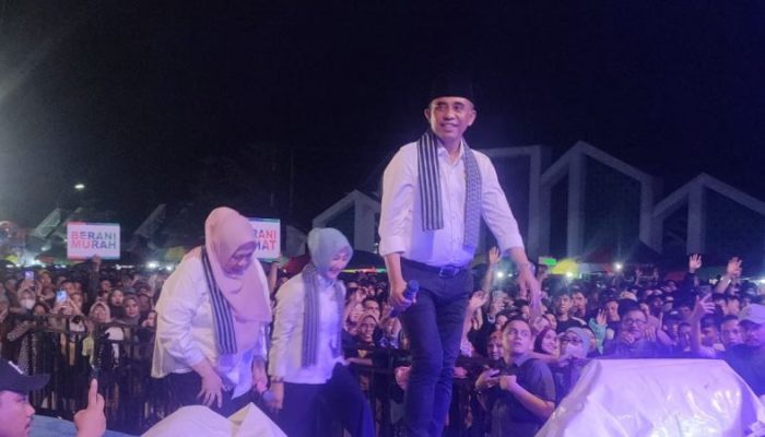 Pulang Kampung, Deklarasi Anwar-Reny Dipadati Puluhan Ribu Massa di Morowali