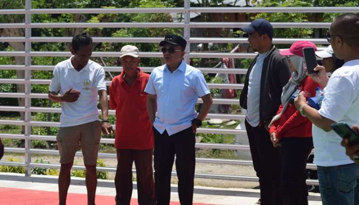 Hadianto Rasyid Minta Warga Kayumalue Ngapa Jaga Fasilitas Lapangan Takraw