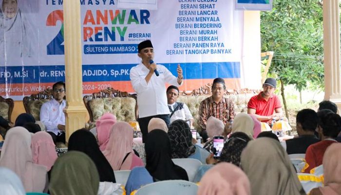 Anwar Hafid Janji Aspal Jalan Rusak di Bolano Lambunu Parimo