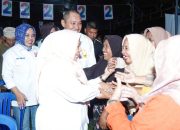 Warga Pevunu Sigi Antusias Sambut Kedatangan dr Reny Lamadjido