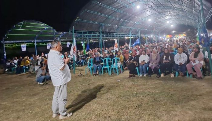 Kampanye Dialogis di Poboya Palu, Ahmad Ali Beberkan Program Perlengkapan dan Seragam Sekolah Gratis