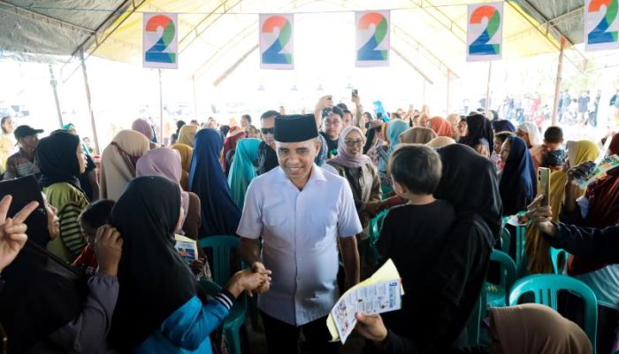 Dapat Dukungan Warga Desa Wajo, Anwar Hafid Komitmen Bangun Infrastruktur dan Perlindungan Laut