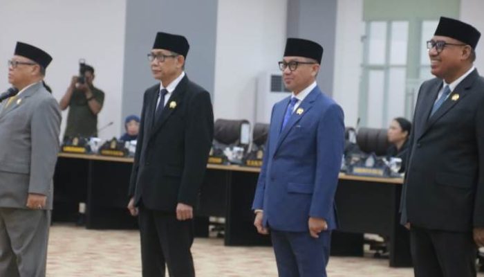Dilantik Jadi Waket III DPRD Sulteng, Ambo Dalle Siap Tancap Gas Jalankan Agenda Kedewanan