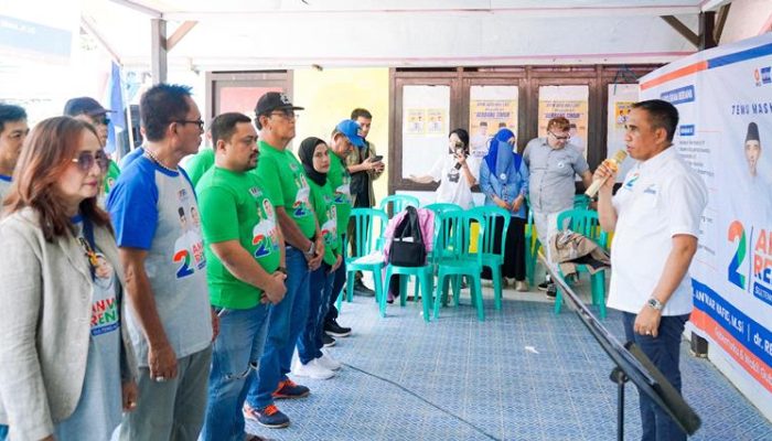 Anwar Hafid Kukuhkan Relawan JPro BERANI di Luwuk