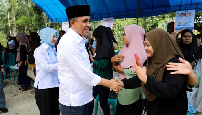 Di Mayajaya Poso, Anwar Hafid Gaungkan Dedikasi dan Pengabdian