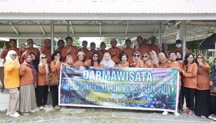 dr Reny Lamadjido Hadiri Darmawisata Persatuan Pensiunan BI Palu