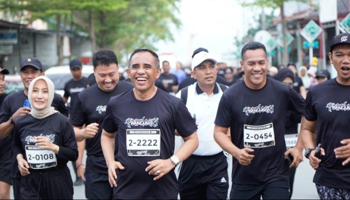 Anwar Hafid dan dr Reny Lamadjido Lepas Ribuan Peserta Fearless Run