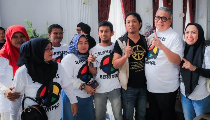 Slankers, Ojol dan Komunitas Motor Dukung Beramal di Pilgub Sulteng Datangi Rumah Ahmad Ali