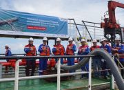Kado HUT ke-67, Pertamina Patra Niaga Sulawesi Resmikan Jetty Kapal Industri di Integrated Terminal Kendari. Langsung Penyaluran Backloading Biosolar B35 Industri