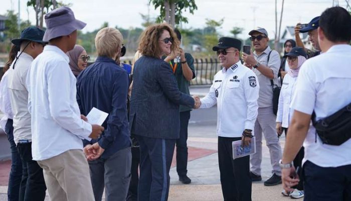 Wali Kota Palu-Bank Dunia Kunjungi Lokasi Rehab – Rekon Pascabencana