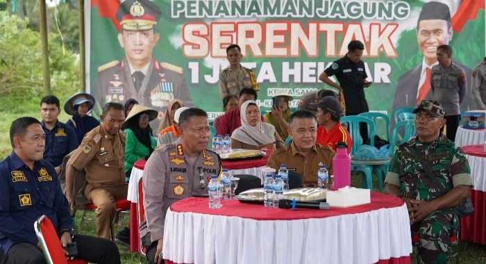 Wali Kota – Kapolres Palu Ikut Penanaman Jagung Serentak Secara Virtual