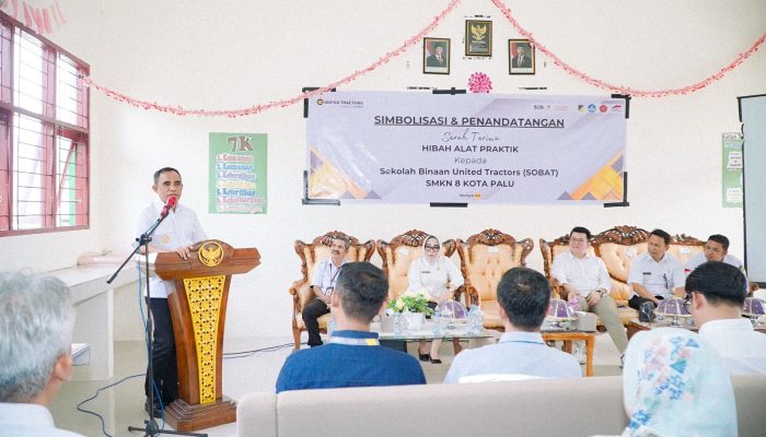 Gubernur Sulteng Janji Aspal Jalan Masuk SMKN 8 Palu Tahun Ini