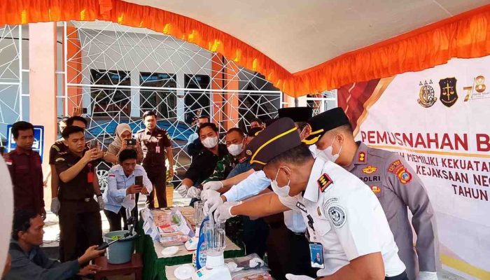 Kejari Tolitoli Musnahkan Barang Bukti Perkara Inkrah, Sabu Seberat 154,9014 Gram Dimusnahkan